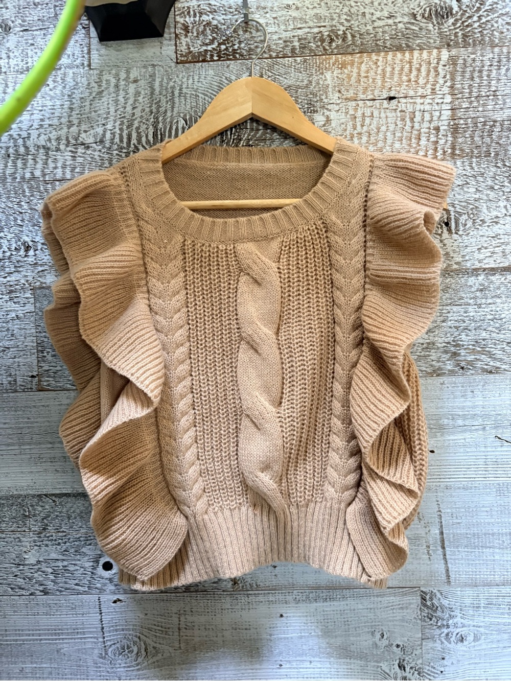 Cropped Romantic Ruffle Cable Knit Sweater Vest - Women's S/M, Beige